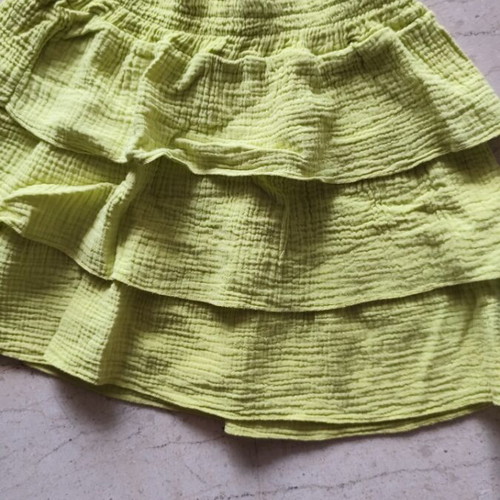 Vergi skirt size S like new, green, three-layer ruffles