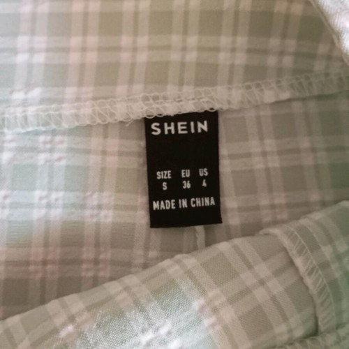 Pistachio skirt Shein like new, size S 36 8, white and green