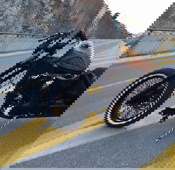 Shinko SR777 HD 100/90-19 61H White Wall  ΕΜΠΡΟΣΘΙΟ ΕΛΑΣΤΙΚΟ CHOPPER