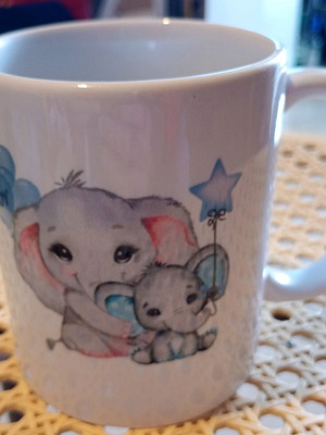 Mug with elephants used, in excellent condition