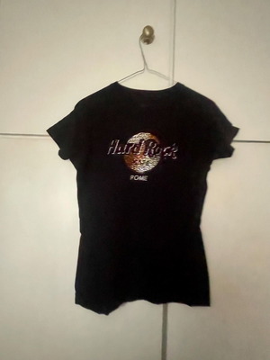 Μπλουζάκι Hard Rock Cafe μεταχειρισμένο, μέγεθος S, μαύρο