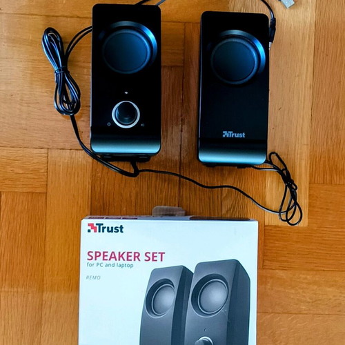 Trust speakers for PC and laptop 16W new, 1 pair