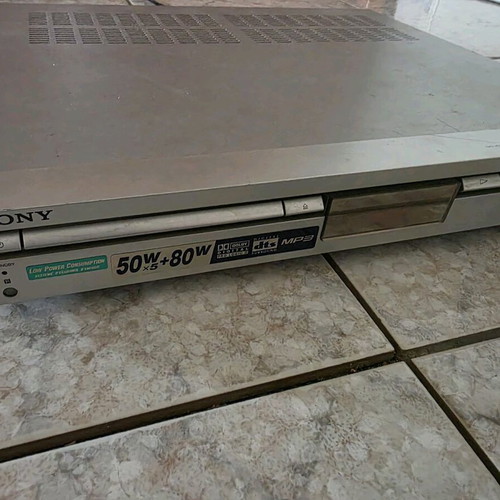 Sony DAV-SB100 used DVD player with surround sound