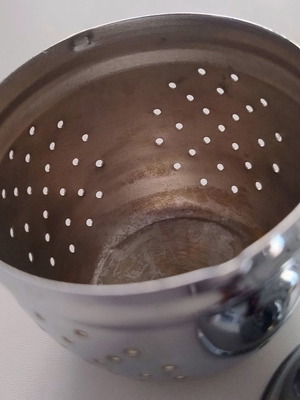 Large stainless steel tea and herb infuser ball with chain, like new