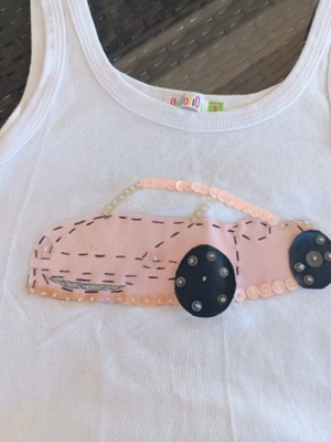 Devotion t-shirt Small white with sewn car and beads like new