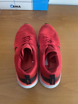 Nike running shoes used, size 41, red