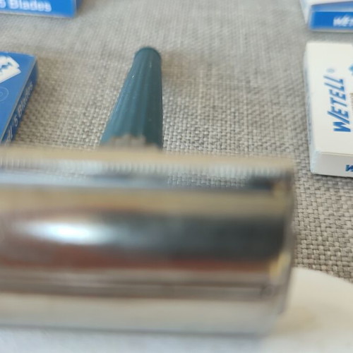 Gillette Super Slimtwist vintage razor used with gift blades