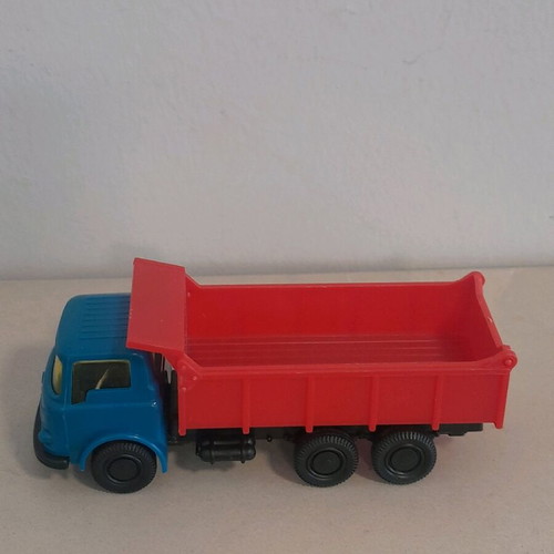 Joy toy N31 dump trucks 12 pcs