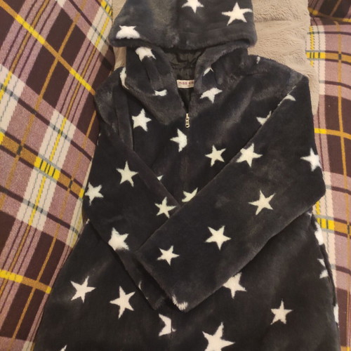 Girls' outerwear like new, size 14, black and white, lightweight