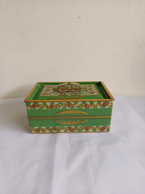 Vintage μεταλλικό κουτί μεταχειρισμένο