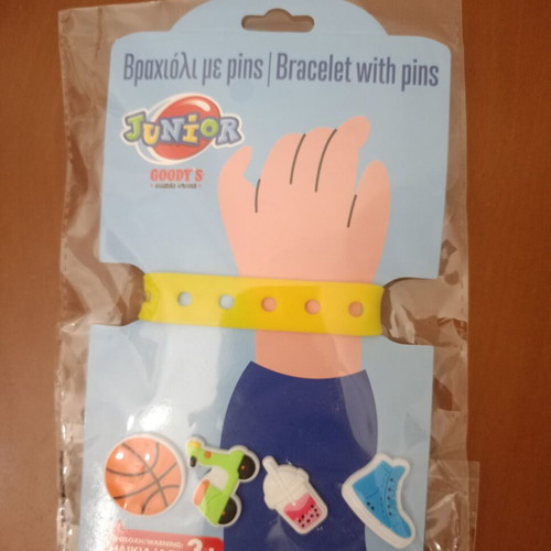 Goody's Junior bracelet set with cute pins, new