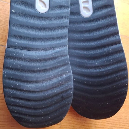 Nike Air Max athletic shoes used, size 31, white