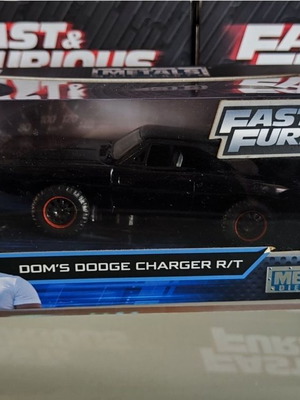 Fast & Furious Dom's Dodge Charger R/T metal model 1:32 like new