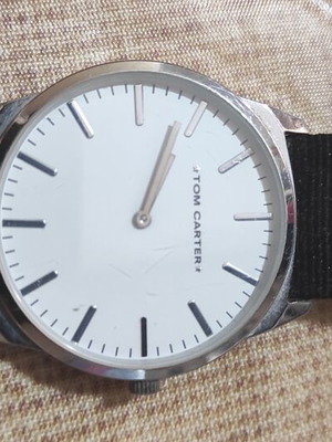 Tom Carter unisex ρολόι σαν καινούργιο, άσπρο καντράν με ασημί και μαύρο λουράκι