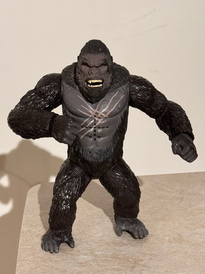 Giochi Preziosi Godzilla X Kong Deluxe Figures 18Cm Battle Roar Kong like new