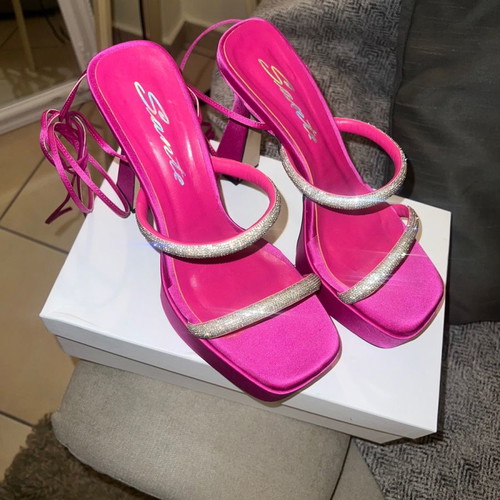 Sante sandals used size 40 fuchsia 12cm with laces