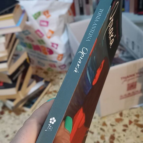 Oriaka book by Tonia Antona