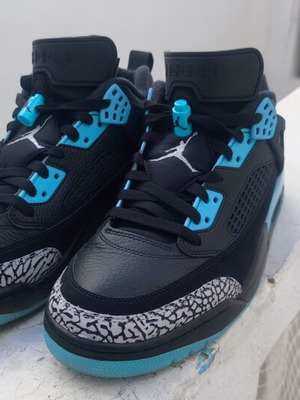 Jordan athletic shoes size 45, black