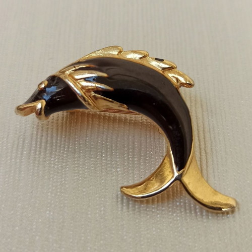 Vintage 80' pin used