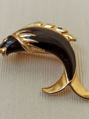 Vintage 80' pin used