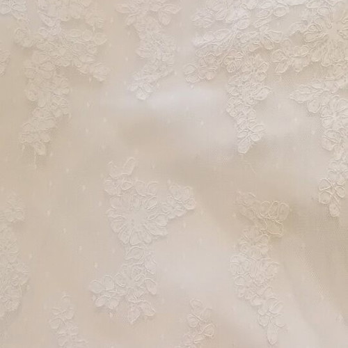 Pronovias wedding dress like new, mermaid style with train, white, size XL