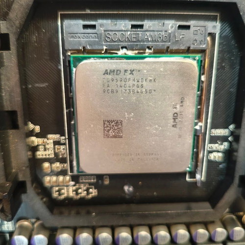 AMD FX-9590 CPU Socket AM3+