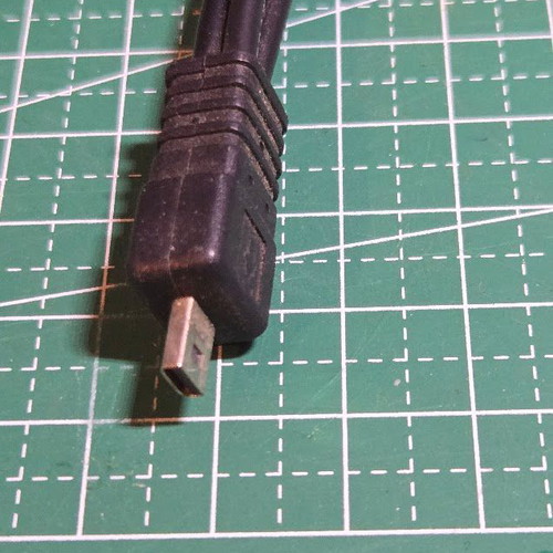 AV Mini USB to RCA and S-Video Cable like new