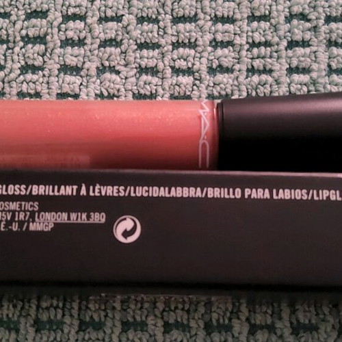 MAC Mineralize Glass Lip Gloss new, nude color with shimmer