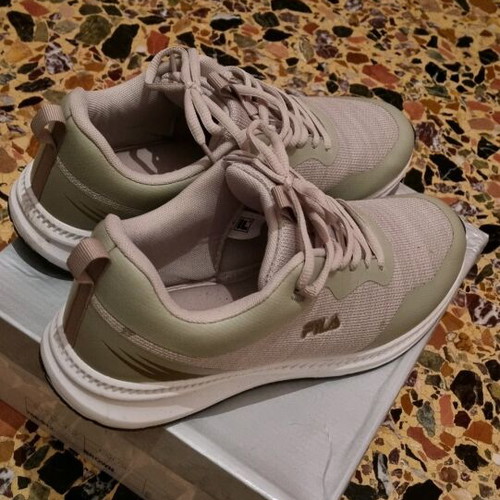 Fila Unisex Shoes 41 Like New, Beige Green Athletic