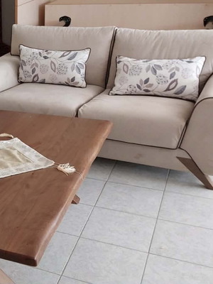 Sofa set like new with solid oak coffee table and cushions