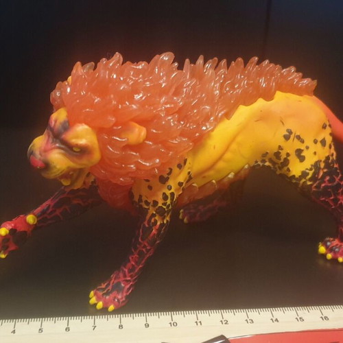 Schleich Eldrador Battle Frost Monster vs. Fire Lion like new