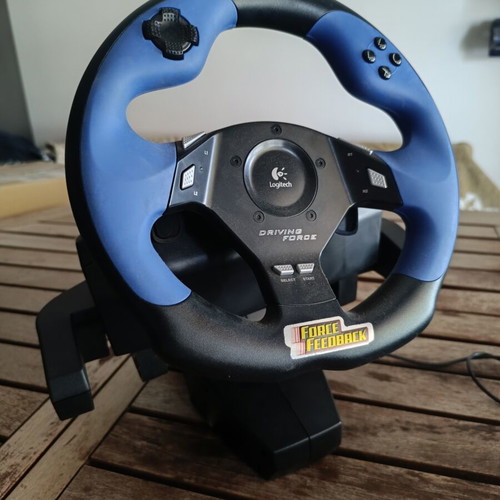 Logitech Driving Force Feedback Wheel for PlayStation 2 with Pedals and Original Box