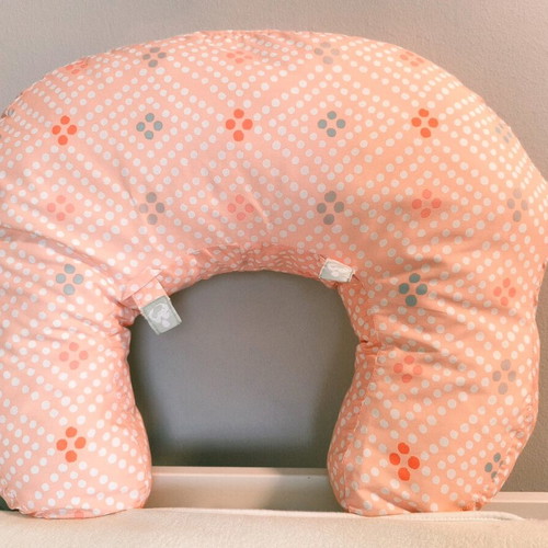 Ingenuity multifunctional nursing pillow like new