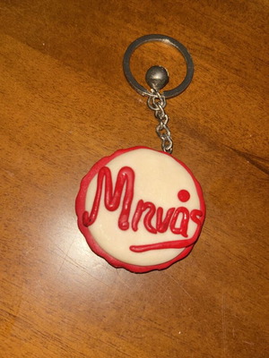 Keychain cookie with name Minas like new, red