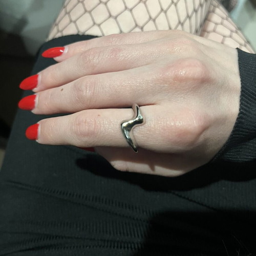 Silver ring brand new in excellent condition