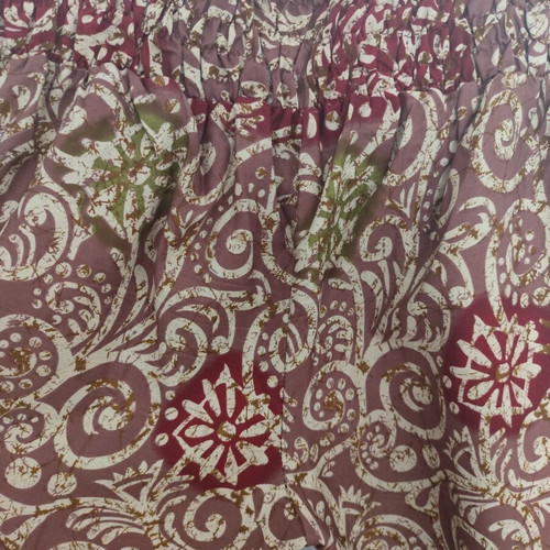 Pantelona colorful, size medium, like new
