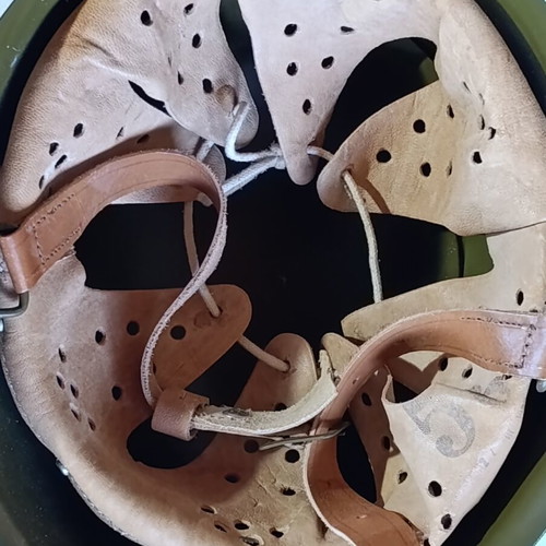 Military helmet like new