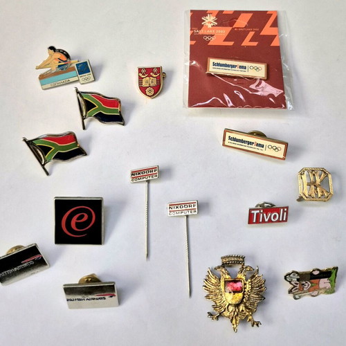 Variety pins like new, pack of 15 pieces