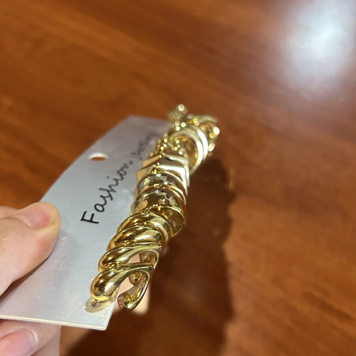 Gold earrings set new, 10 pairs, lightweight and hypoallergenic