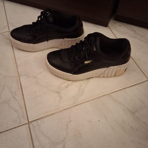 Puma athletic shoes used, size 39, black