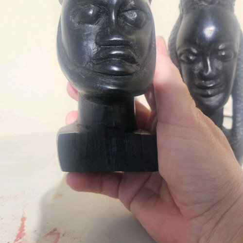 Set of 2 wooden African figures like new