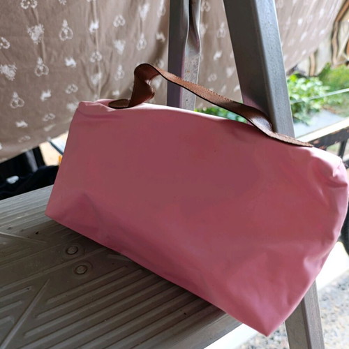 Toiletry bags like new, pack of 5, multicolored