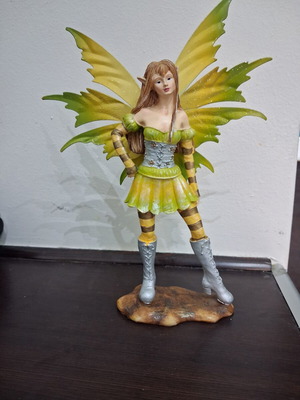 Lucky Clover Fairy collectible figure like new, polyresin