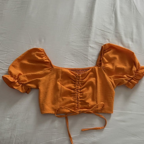 Orange cropped top Gustoso like new, size S-M