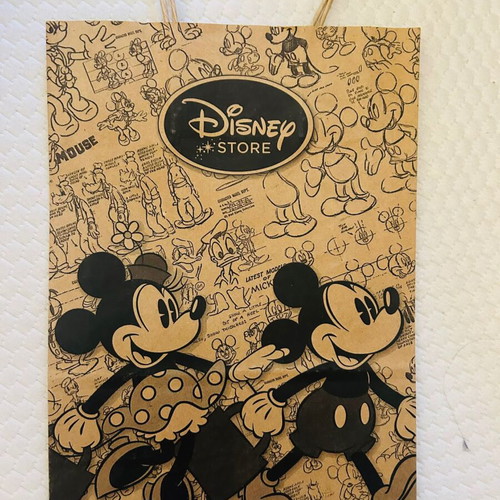 Branded gift bags pack of 12 like new
