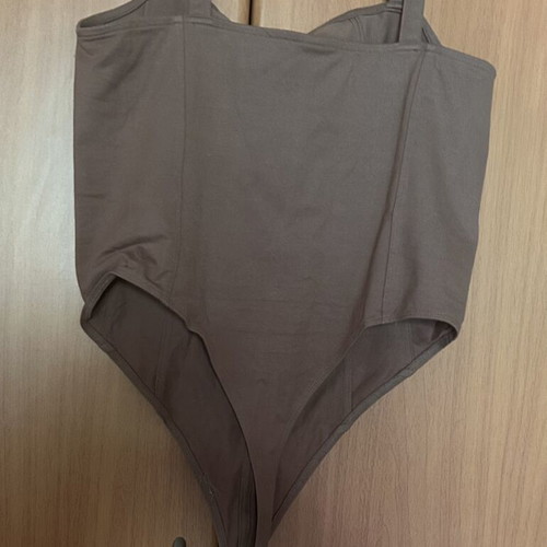 Bodysuit H&M brown size L like new