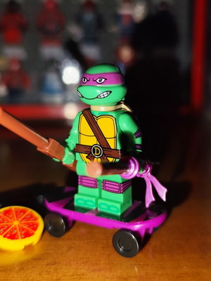 Donatello Teenage Mutant Ninja Turtles figure like new with accessories