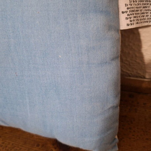Smurfs decorative pillow 2010 like new with message