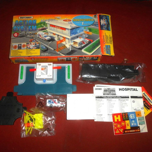Matchbox Action System Hospital vintage toy 1996, like new