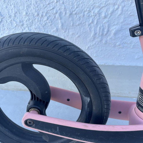 Topmark Manu Folding Balance Bike like new, pink